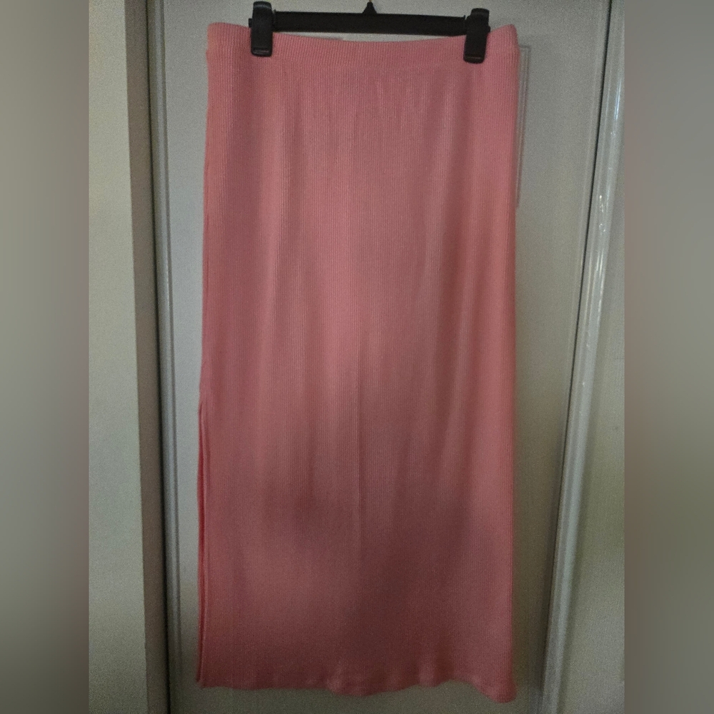 Old Navy Coral Pink Ribbed Maxi Skirt